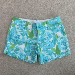 Lilly Pulitzer Blue Rose Print Callahan Shorts 00